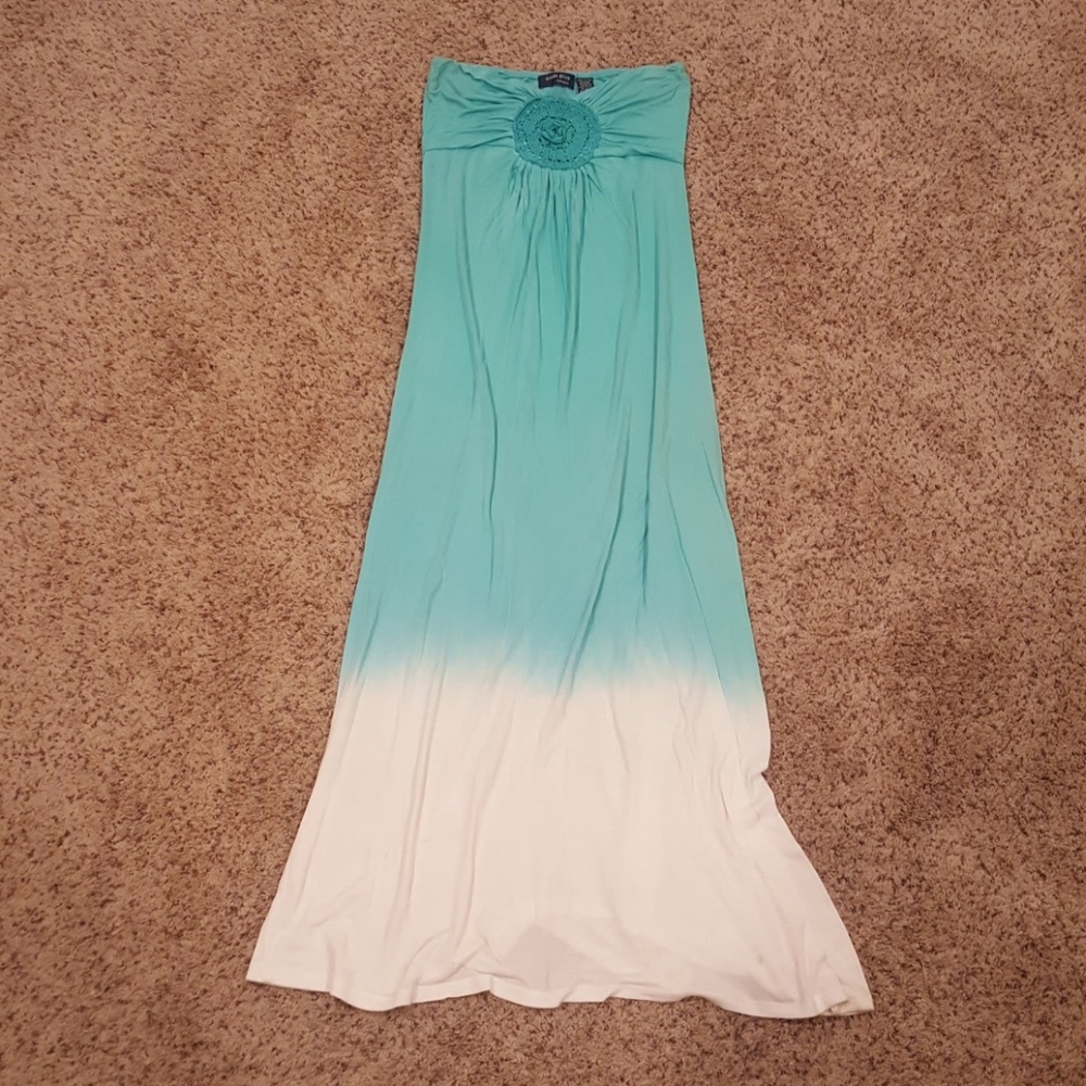 Strapless dress